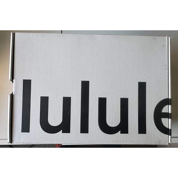 Lululemon Men’s Cityverse Sneaker – Grey/Ceramic – Size 12.5 – Deadstock - Used - Picture 10 of 10